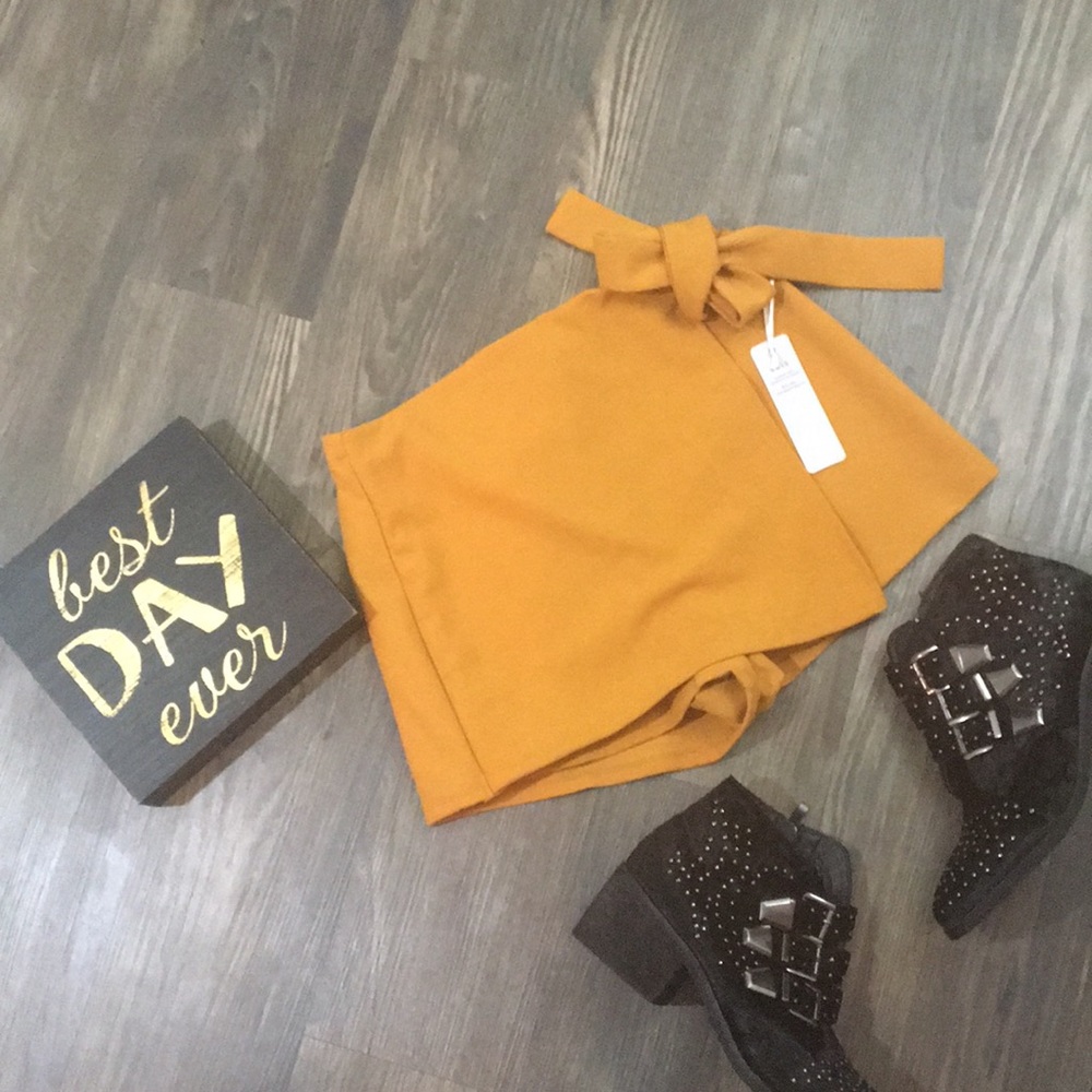 🆕 Mustard wrap skort